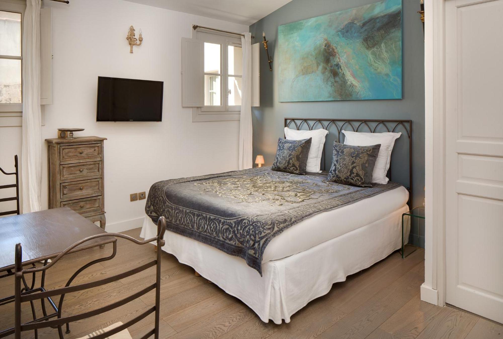 La Maison Des Augustins 4 Stars Spa Et Fitness อาวีญง ห้อง รูปภาพ