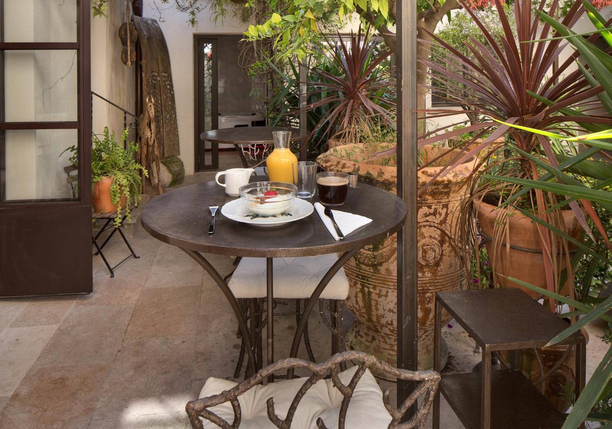 La Maison Des Augustins 4 Stars Spa Et Fitness อาวีญง ห้อง รูปภาพ