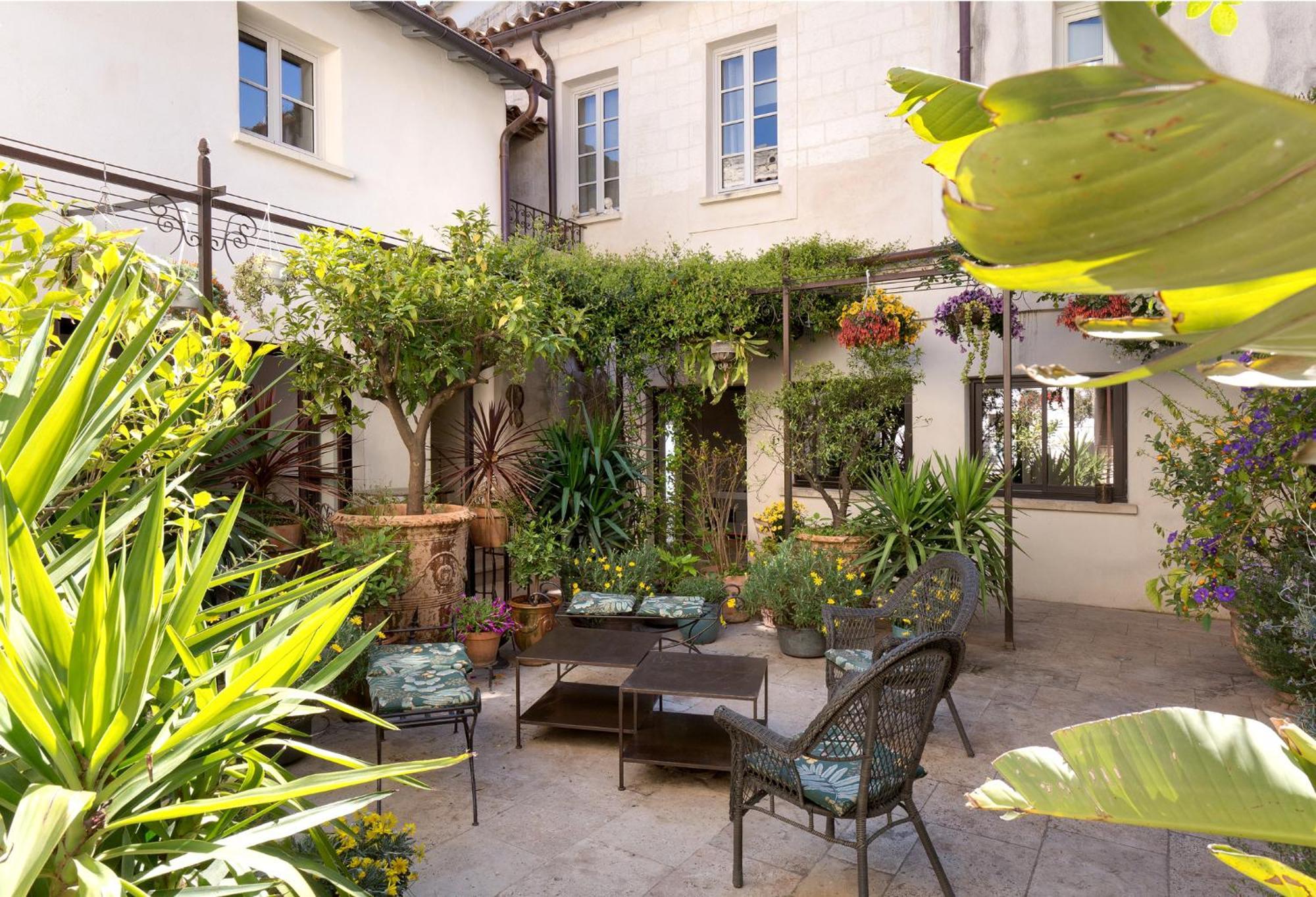 La Maison Des Augustins 4 Stars Spa Et Fitness อาวีญง ห้อง รูปภาพ